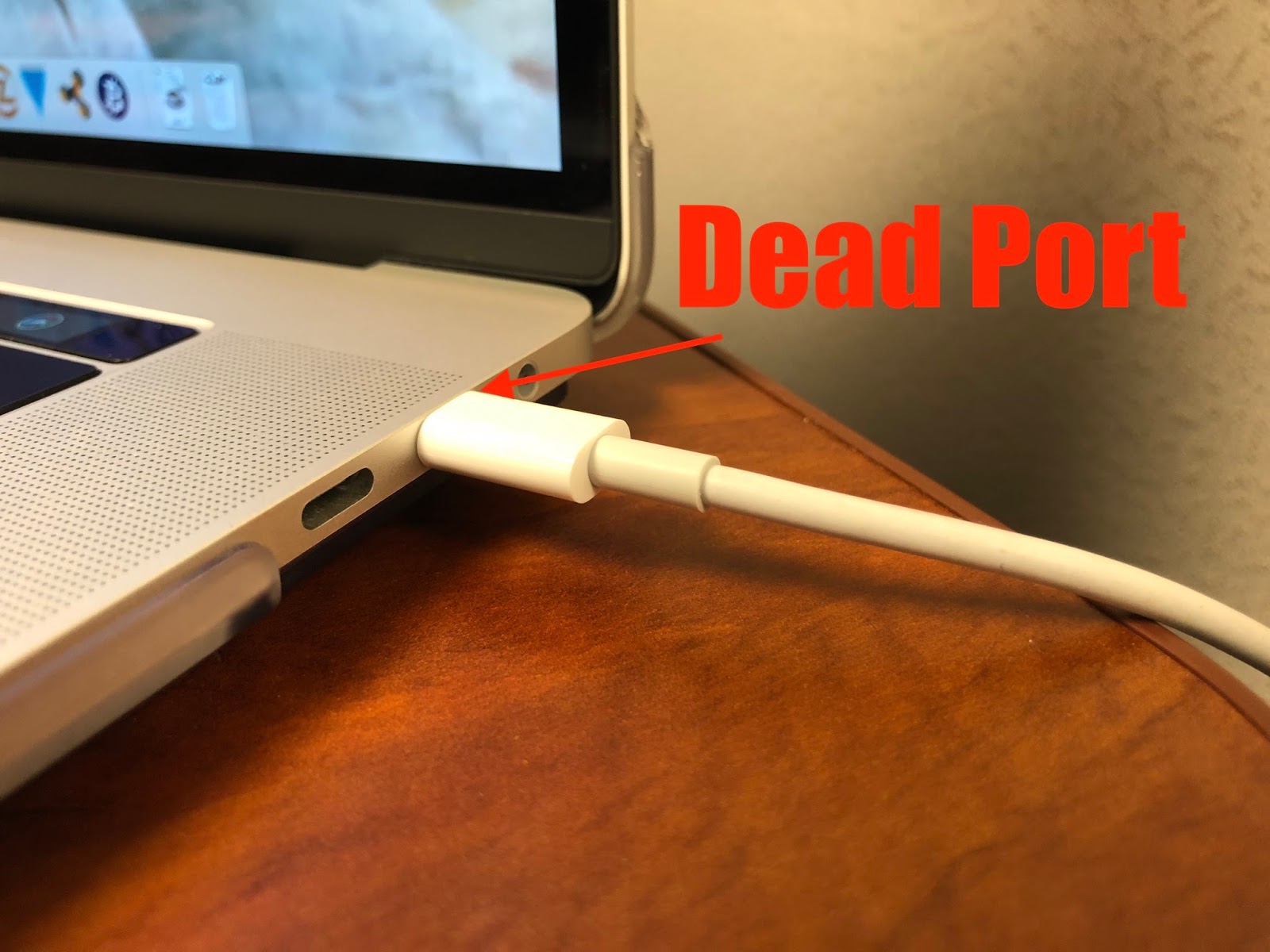 macbook pro thunderbolt port broken dropped